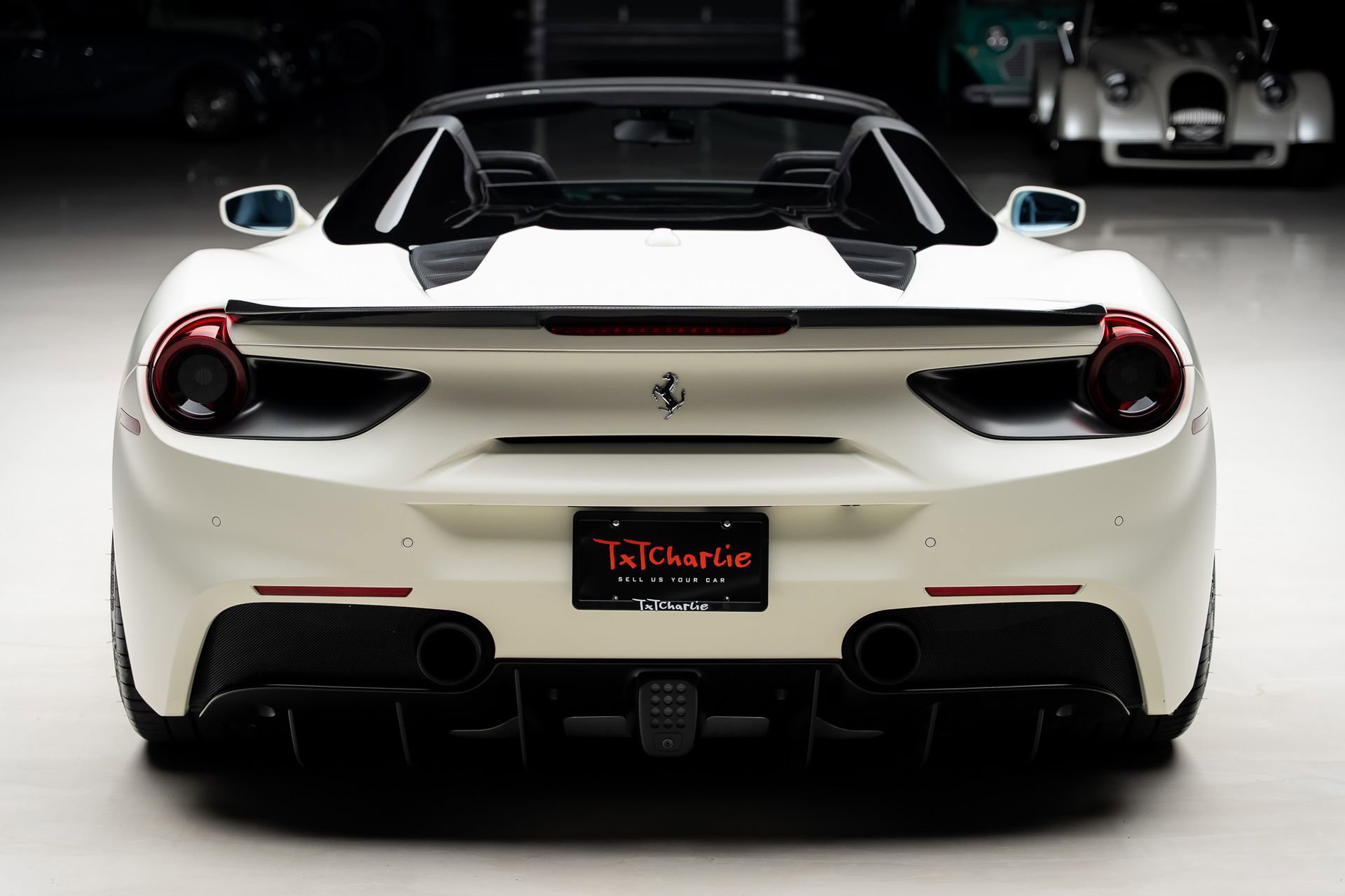 Used 2016 Ferrari 488 Spider RWD image 30