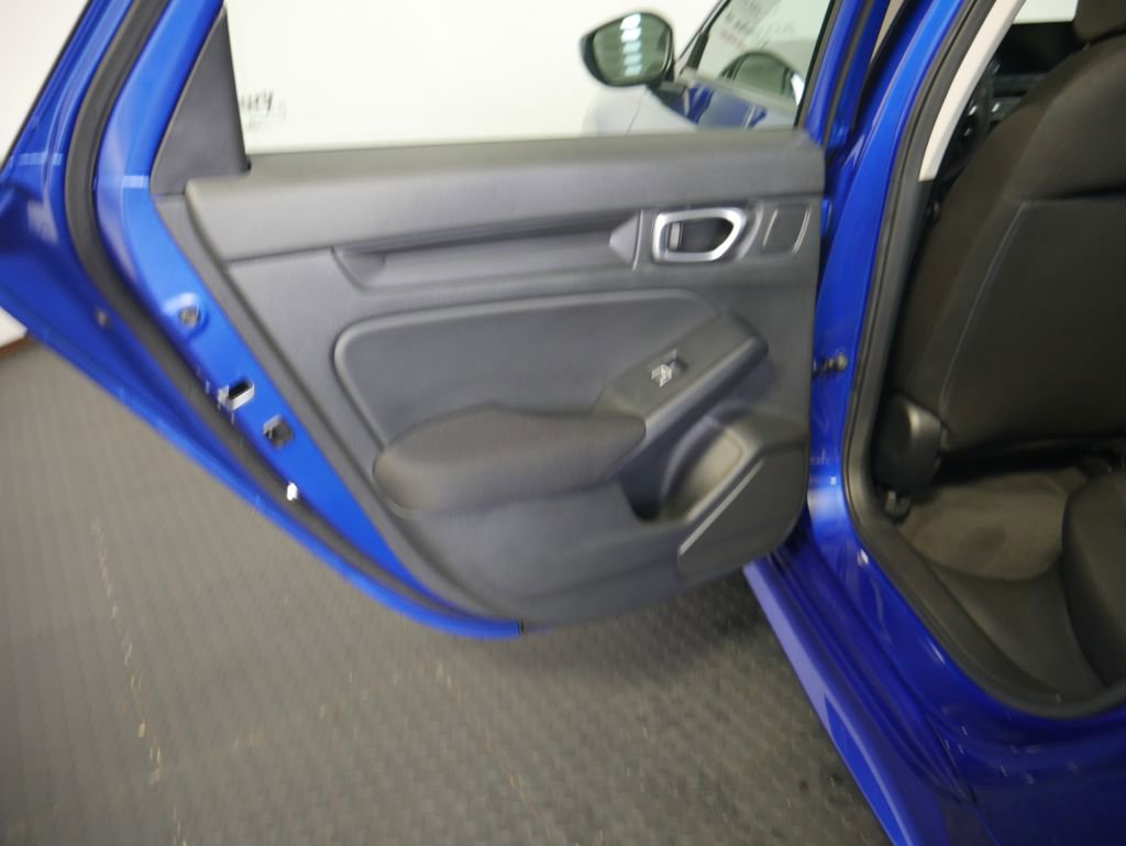 Used 2023 Honda Civic EX image 11