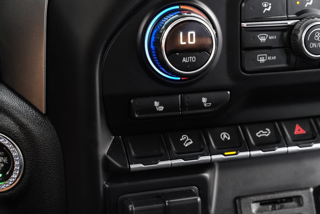 Used 2019 Chevrolet Silverado 1500 LT w/ Texas Edition AWD/4WD image 19