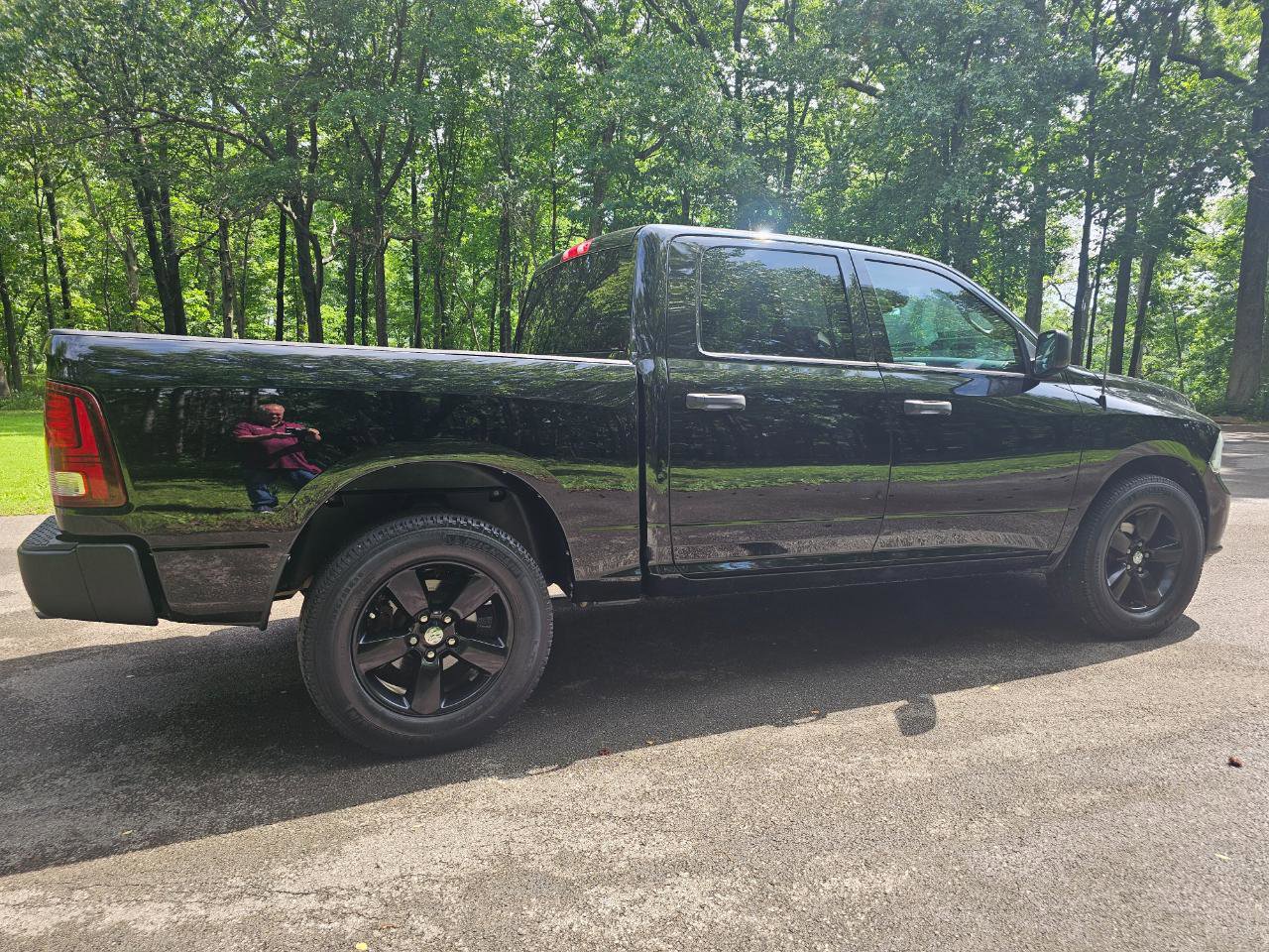 Used 2014 RAM 1500 Express w/ Black Ram 1500 Express Group AWD/4WD image 5