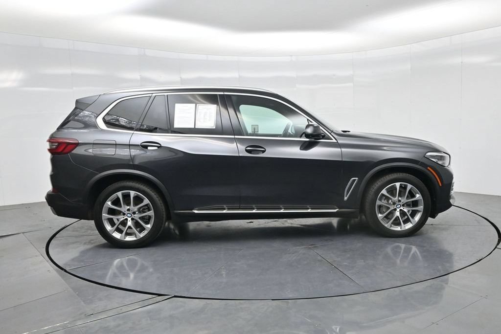 Used 2023 BMW X5 xDrive40i AWD/4WD image 31