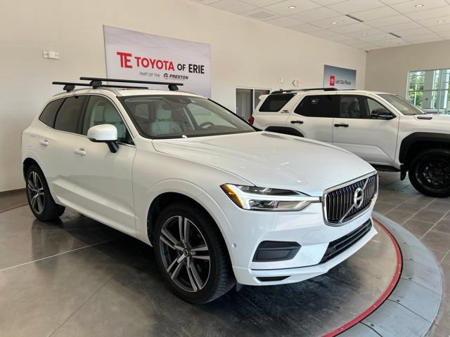 Used 2018 Volvo XC60 T6 Momentum w/ Vision Package