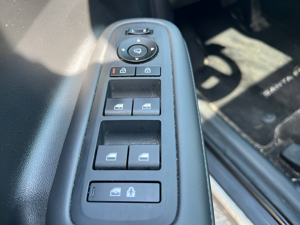 Used 2024 Hyundai Santa Fe Limited AWD/4WD image 14