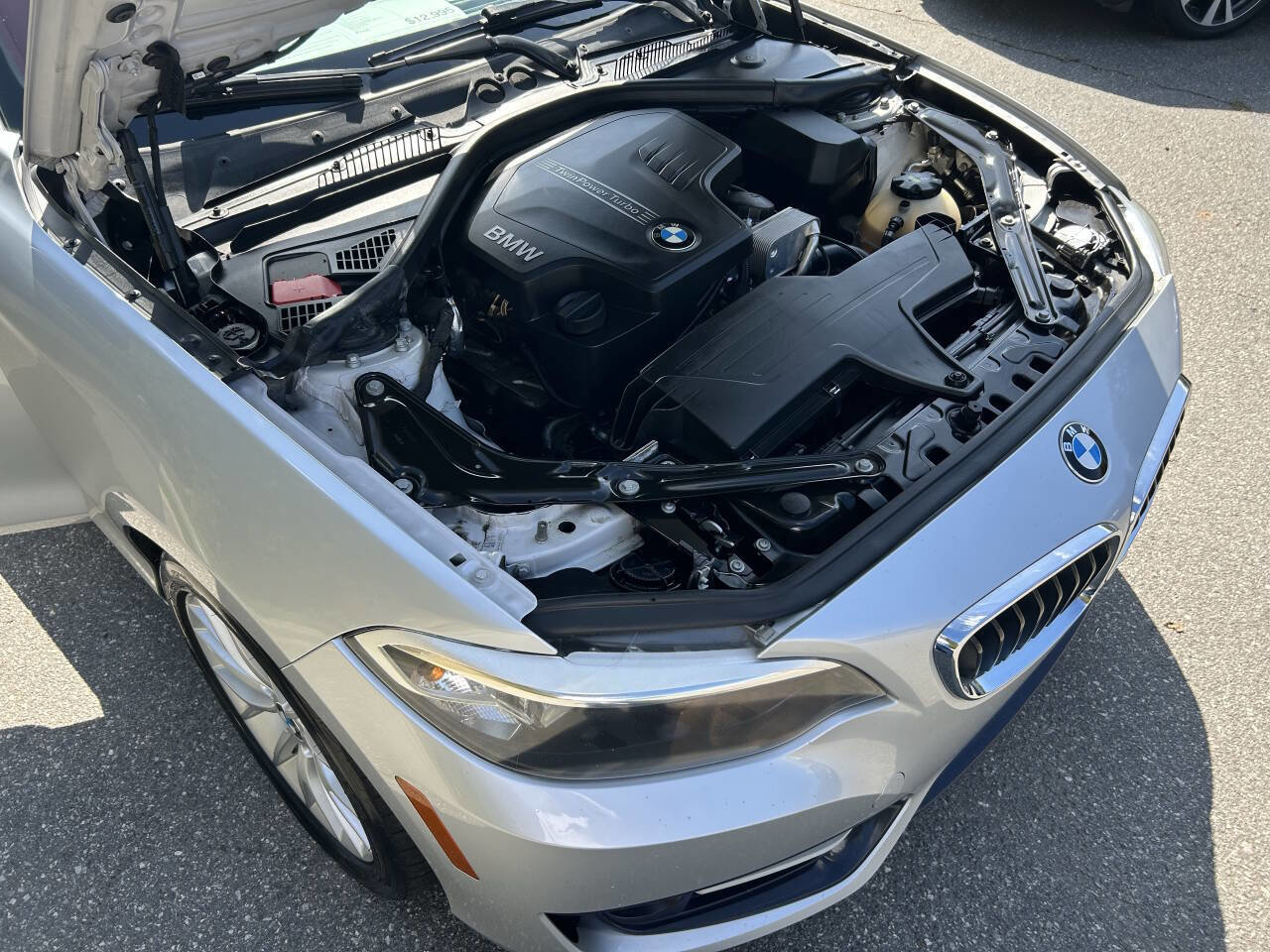 Used 2016 BMW 228i Convertible image 18