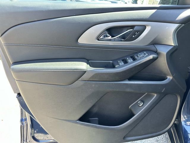 Used 2022 Chevrolet Traverse LT AWD/4WD image 18