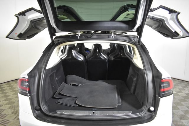 Used 2016 Tesla Model X 90D AWD/4WD image 36