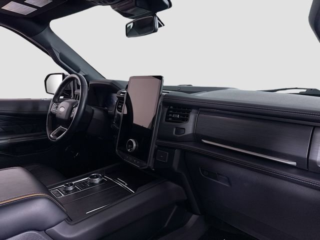 Used 2024 Ford Expedition Max Platinum image 32