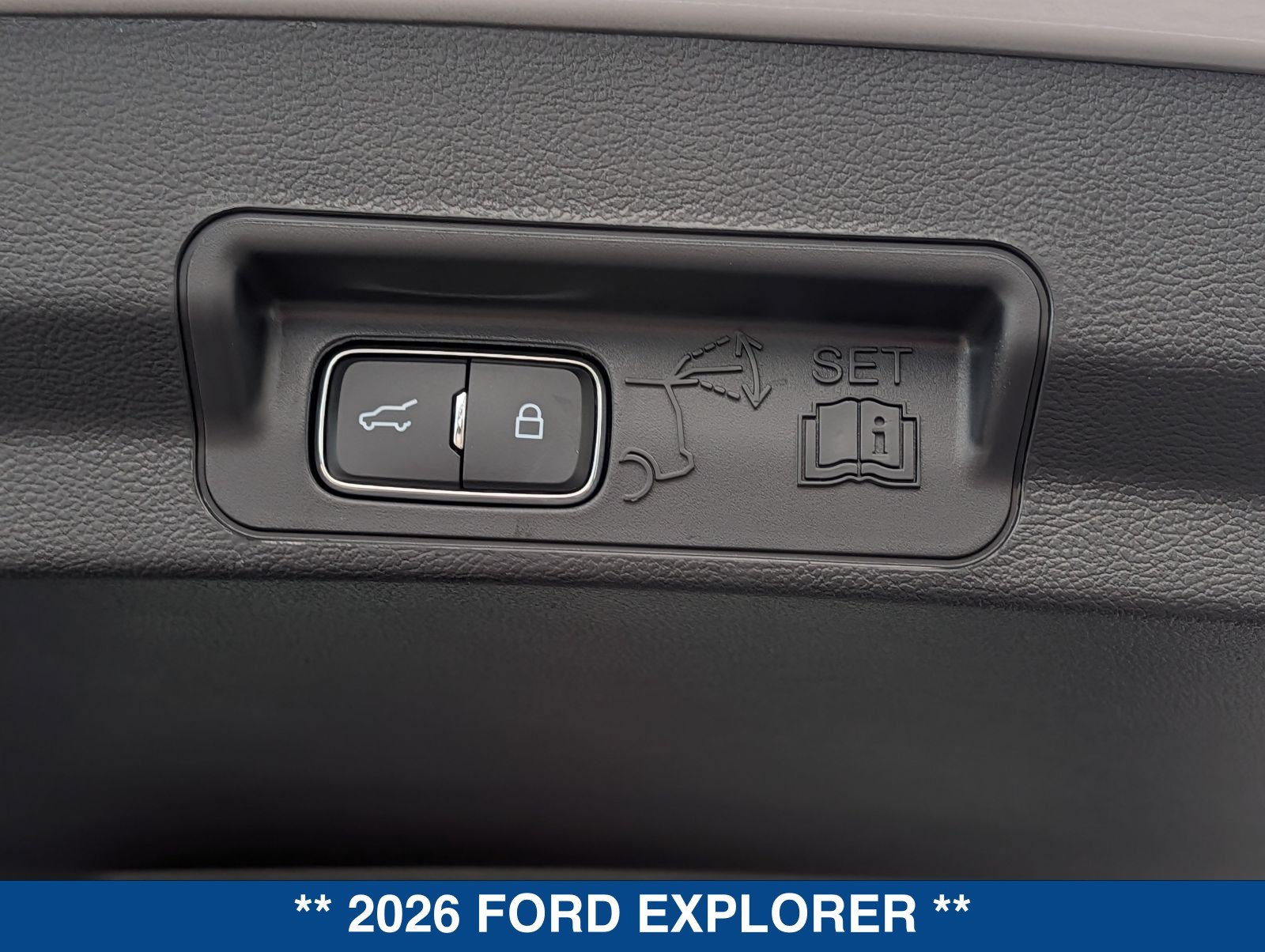 New 2026 Ford Explorer ST-Line w/ ST-Line Street Pack RWD image 16