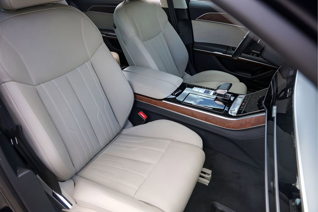 Used 2023 Audi A8 L 3.0T image 34