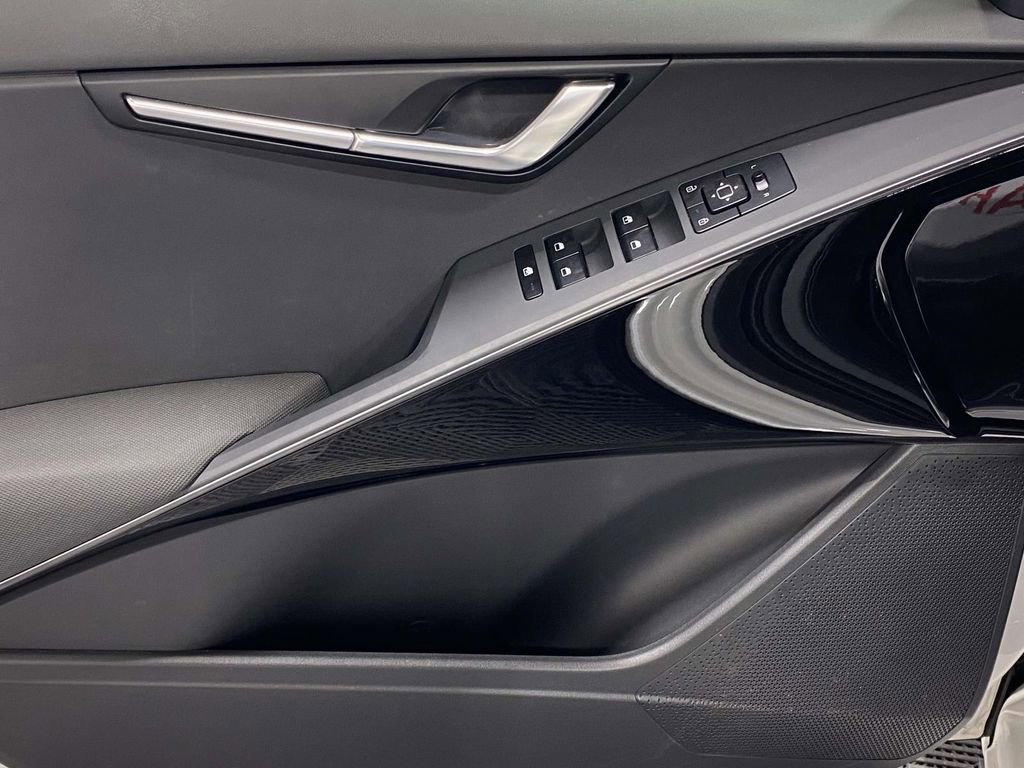 Used 2024 Kia Niro Wind image 18