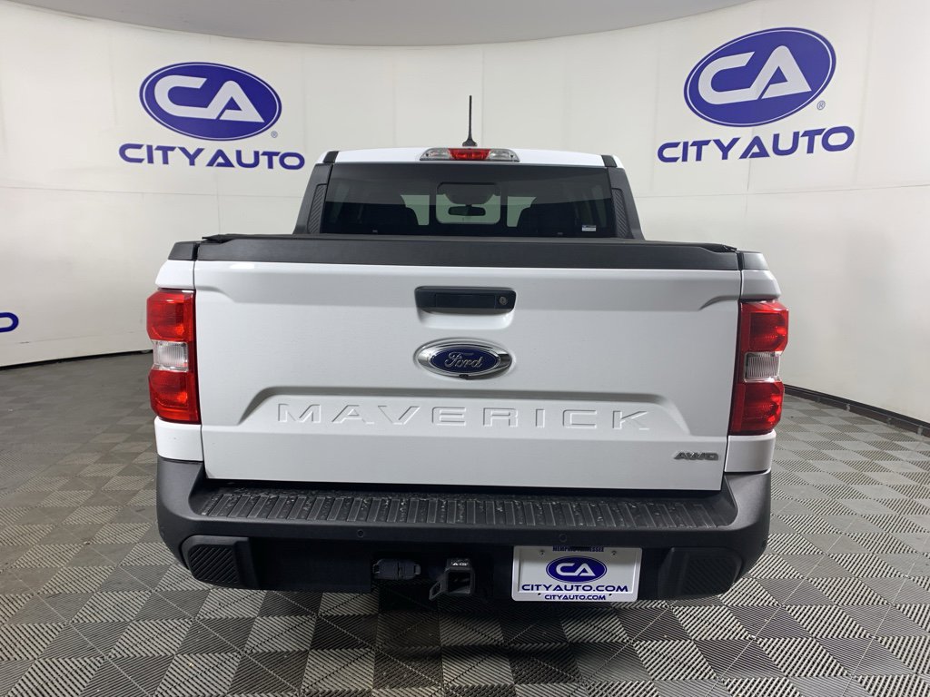 Used 2022 Ford Maverick Lariat w/ Lariat Luxury Package image 4