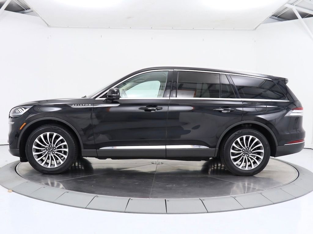 Used 2020 Lincoln Aviator Reserve w/ Equipment Group 201A image 2