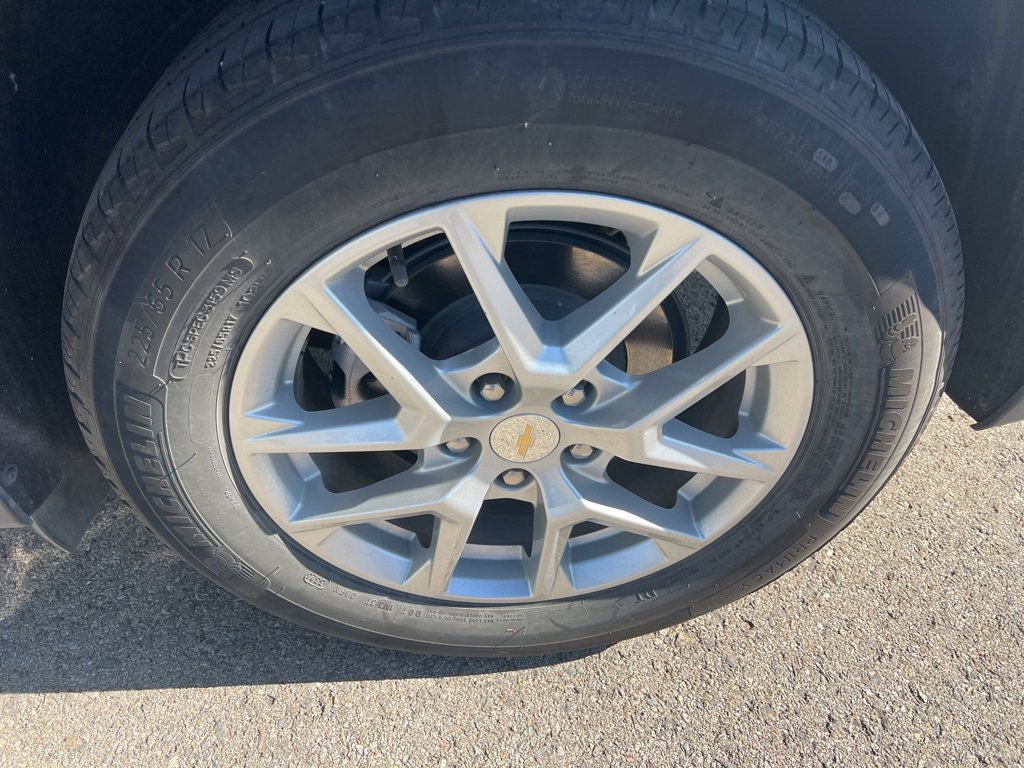 Used 2024 Chevrolet Equinox LT image 9