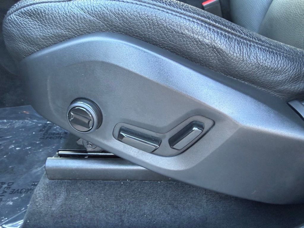 Used 2023 Volvo XC90 B6 Plus w/ Protection Package Premier image 14