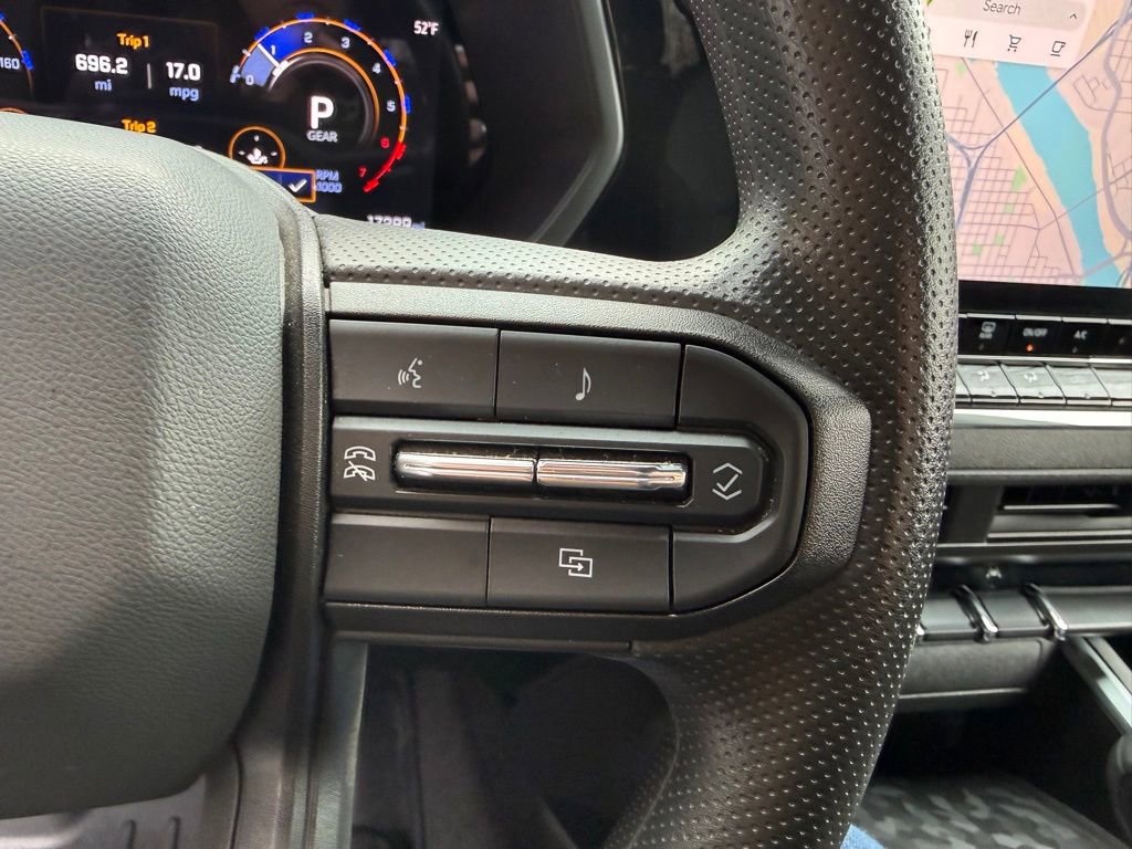 Used 2024 Chevrolet Colorado Trail Boss image 27