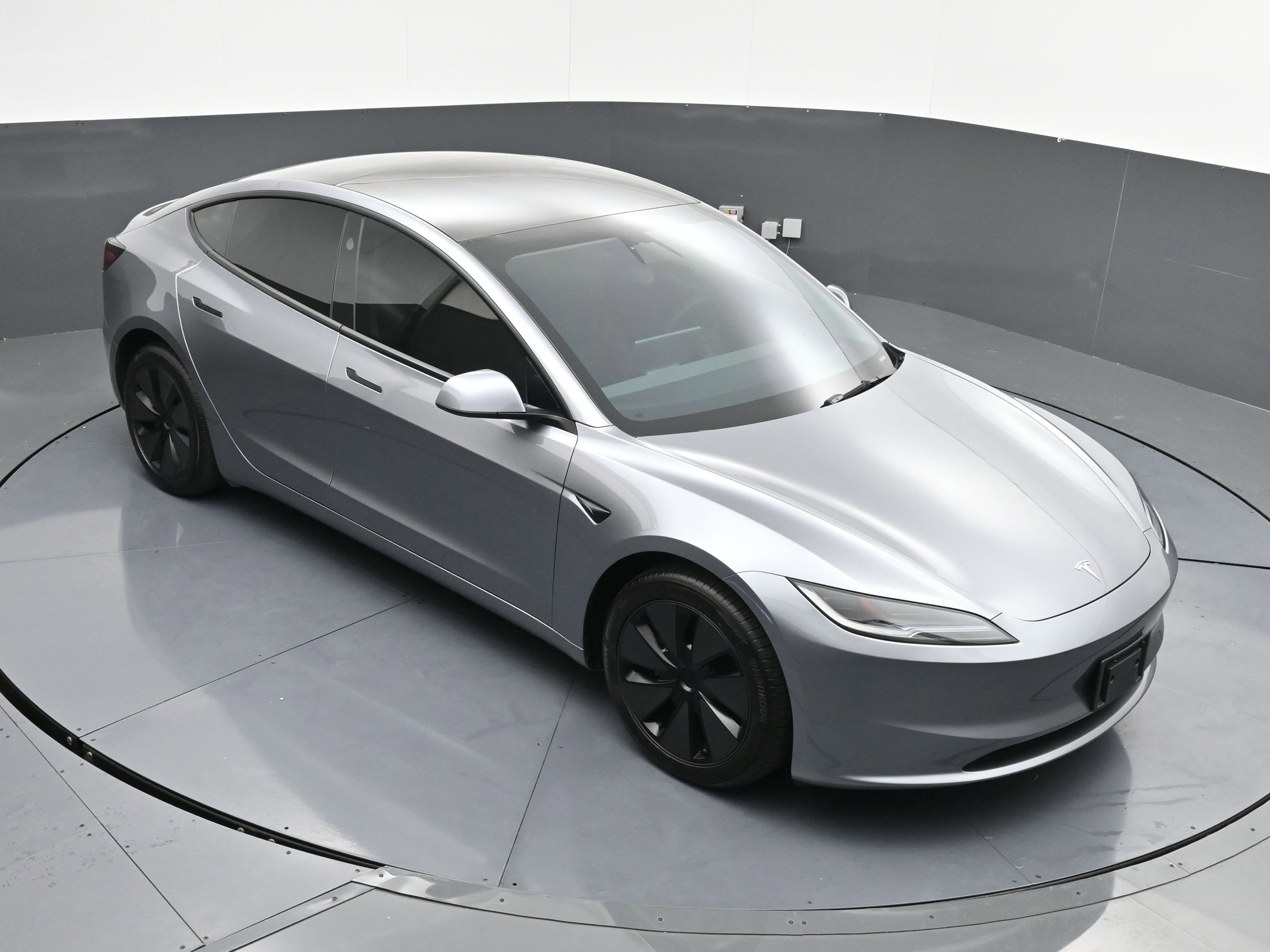 Used 2025 Tesla Model 3 Long Range image 33