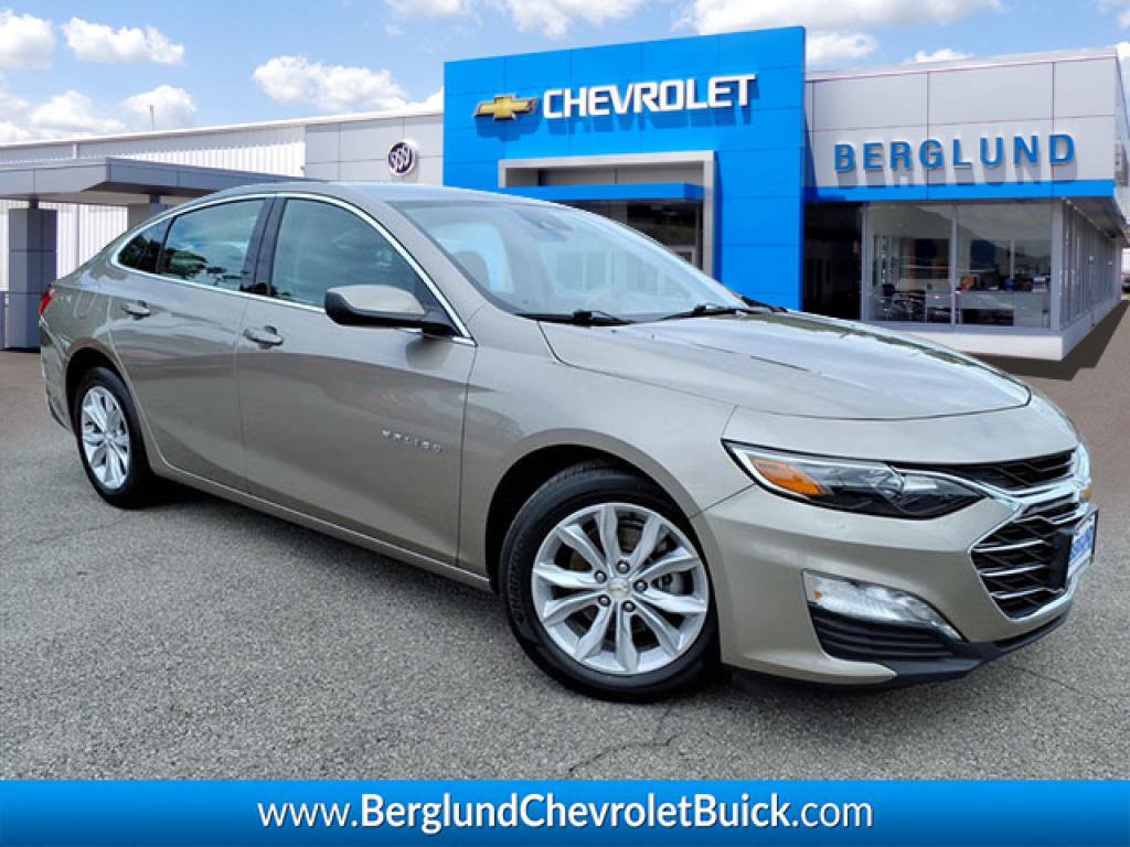 Used 2025 Chevrolet Malibu LT FWD image 1