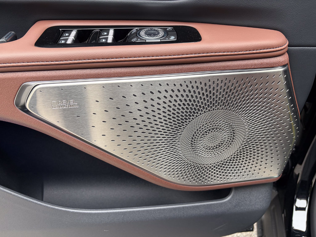 New 2026 Lincoln Nautilus Reserve AWD/4WD image 15