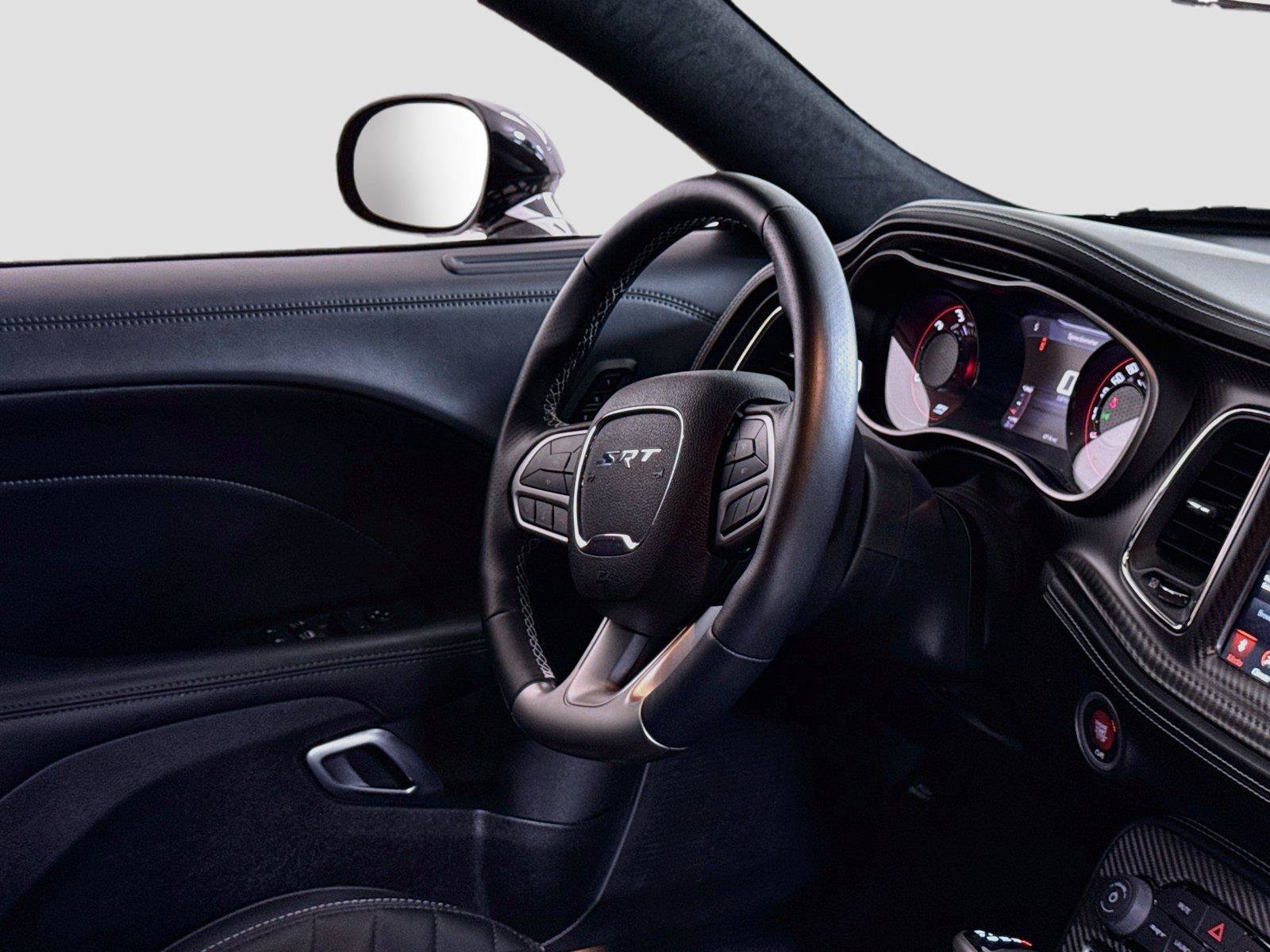 Used 2022 Dodge Challenger SRT Hellcat RWD image 29