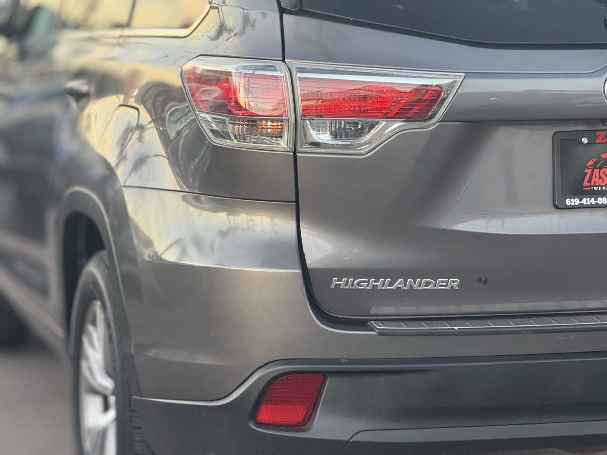 Used 2015 Toyota Highlander Plus image 9