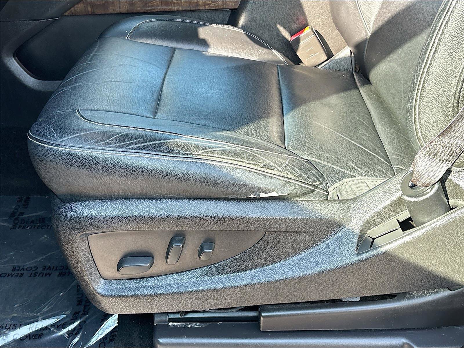 Used 2017 Chevrolet Suburban LT image 20