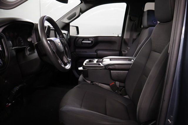 Used 2020 Chevrolet Silverado 1500 Custom w/ Custom Value Package image 17