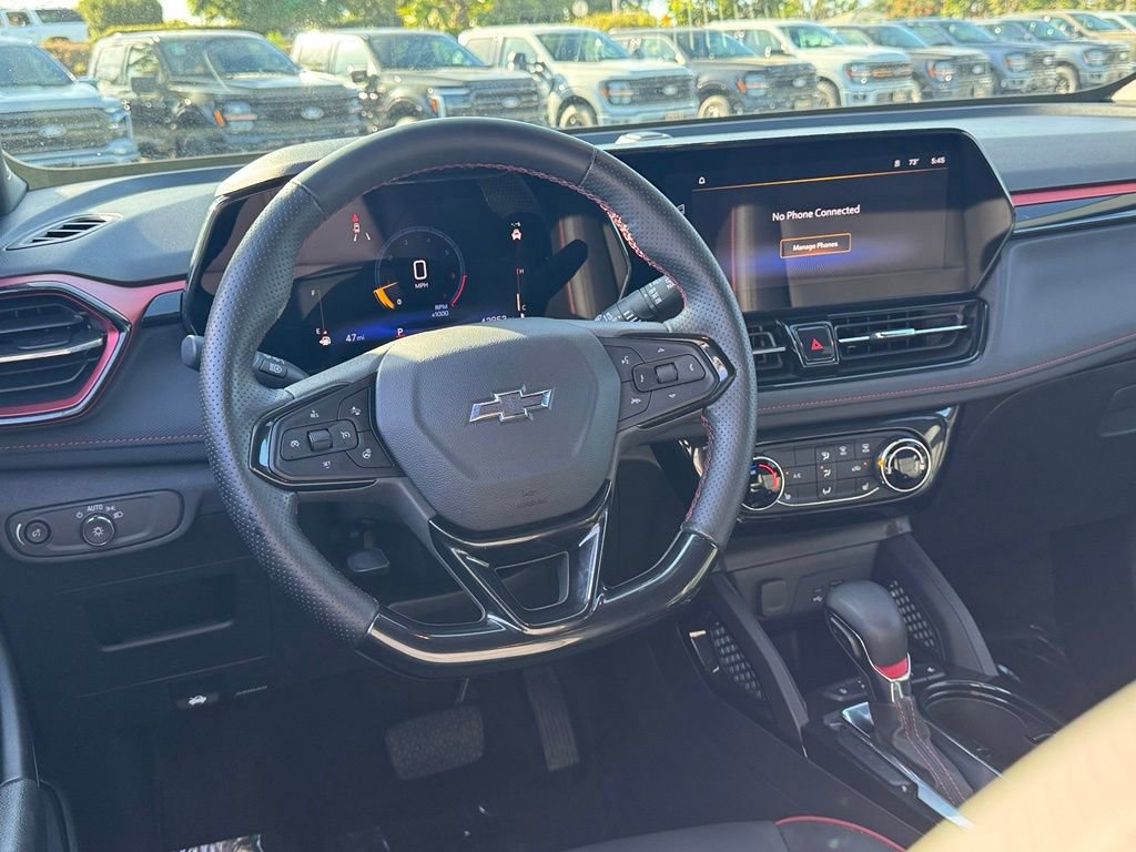 Used 2024 Chevrolet TrailBlazer RS w/ Driver Confidence Package FWD image 28