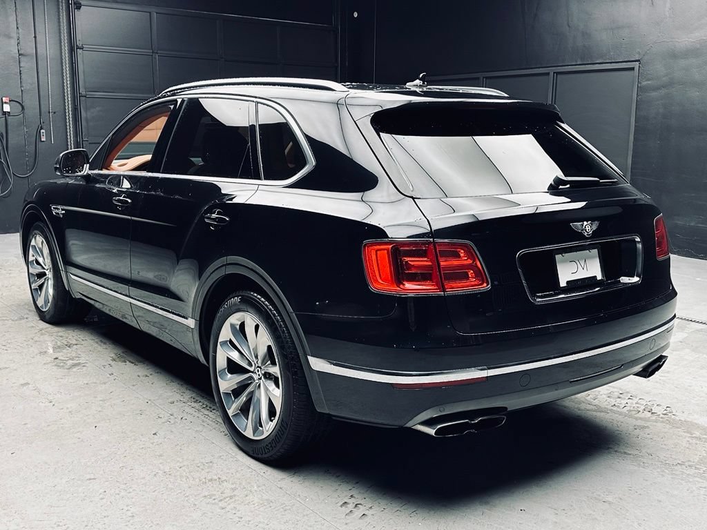 Used 2019 Bentley Bentayga AWD/4WD image 4