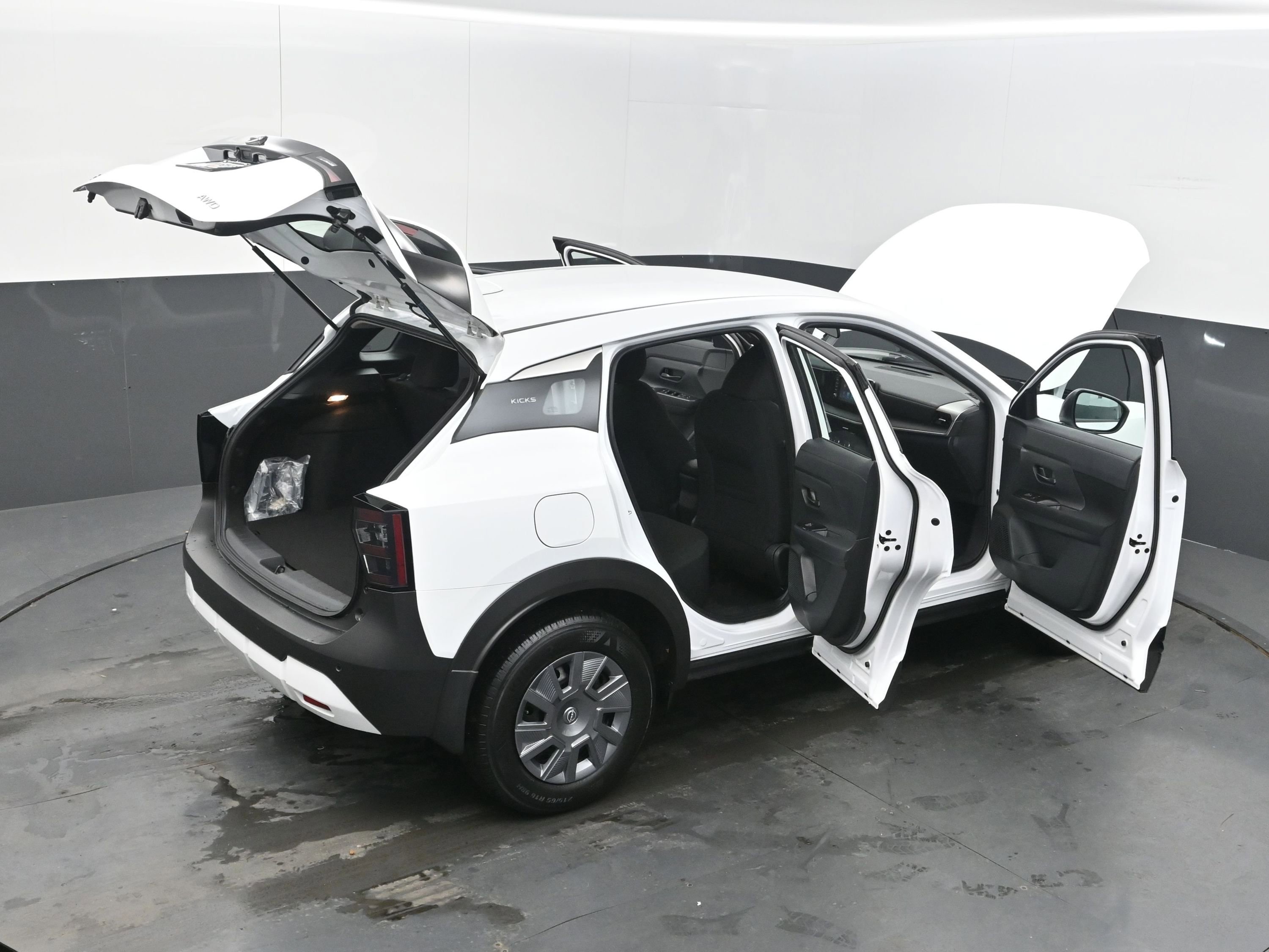 Certified 2025 Nissan Kicks S image 42