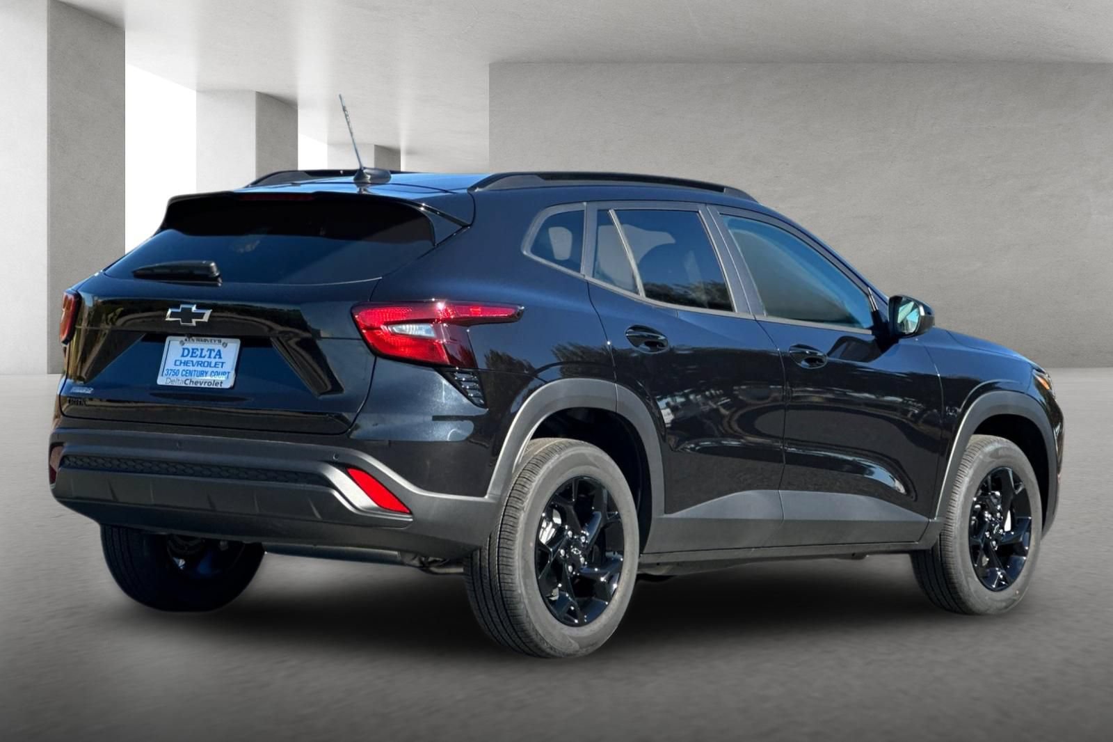 New 2026 Chevrolet Trax LT w/ Driver Confidence Package FWD image 4