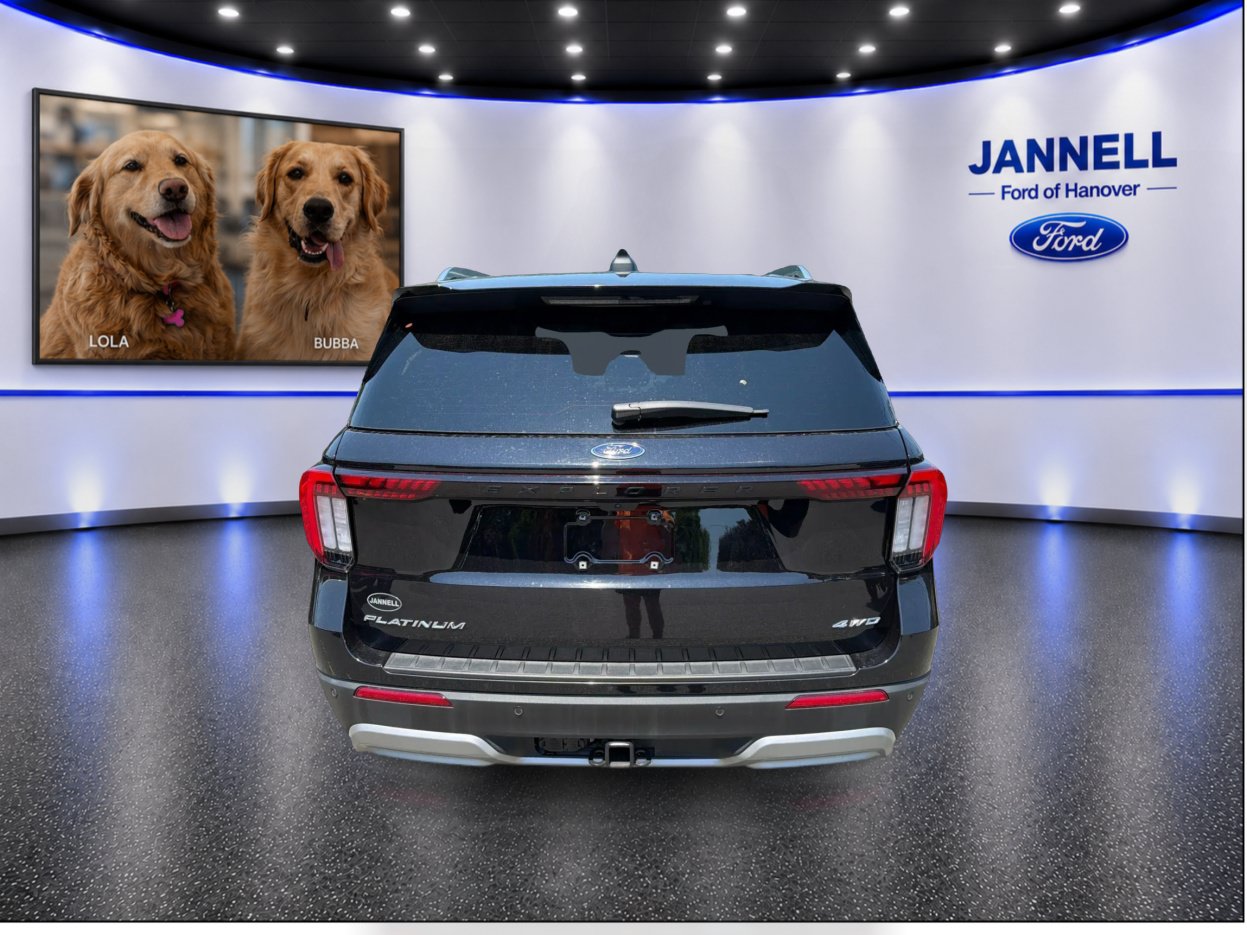 Used 2025 Ford Explorer Platinum AWD/4WD image 7