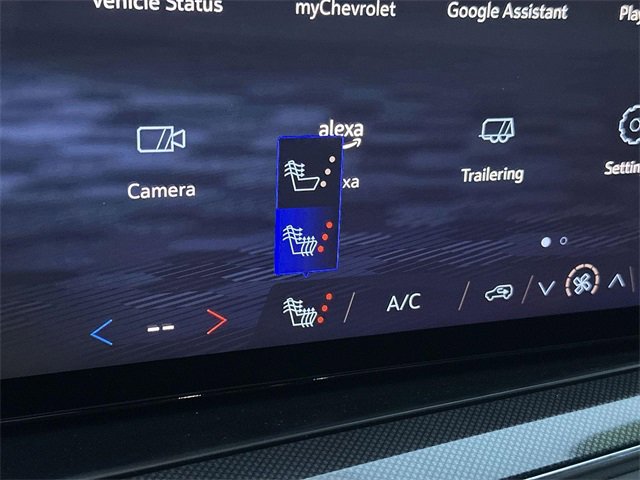 Used 2025 Chevrolet Suburban RST image 37