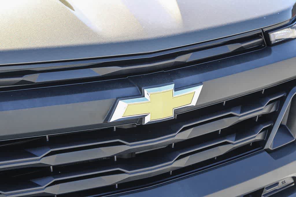 Used 2023 Chevrolet Colorado W/T image 5