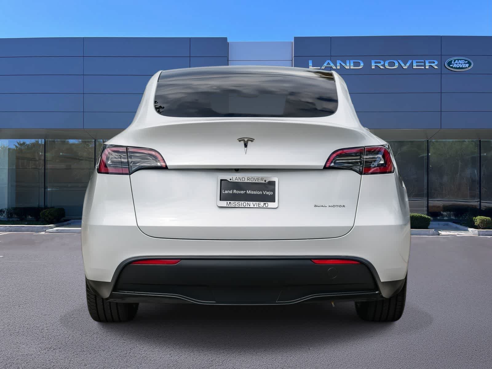 Used 2023 Tesla Model Y Long Range AWD/4WD image 5