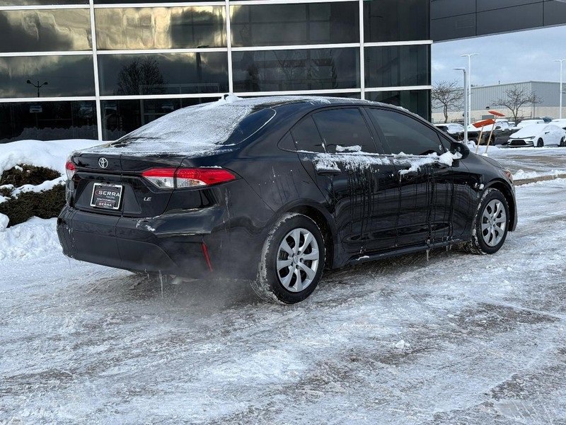 Used 2025 Toyota Corolla LE image 3