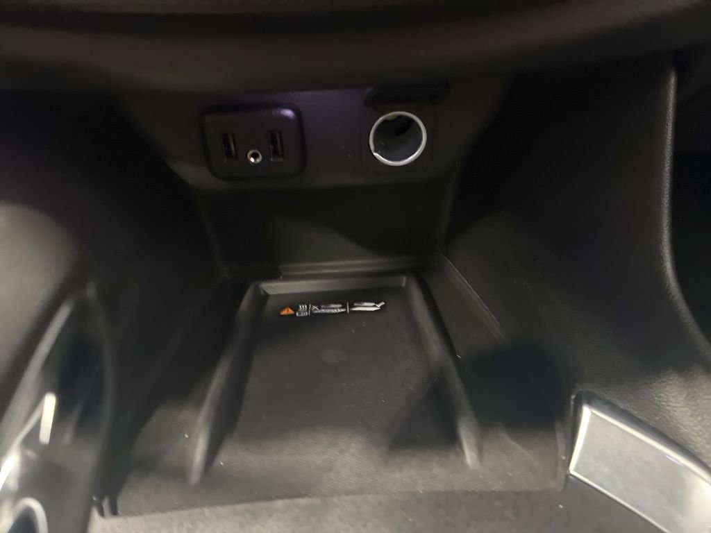 Used 2023 Chevrolet Traverse LT image 26