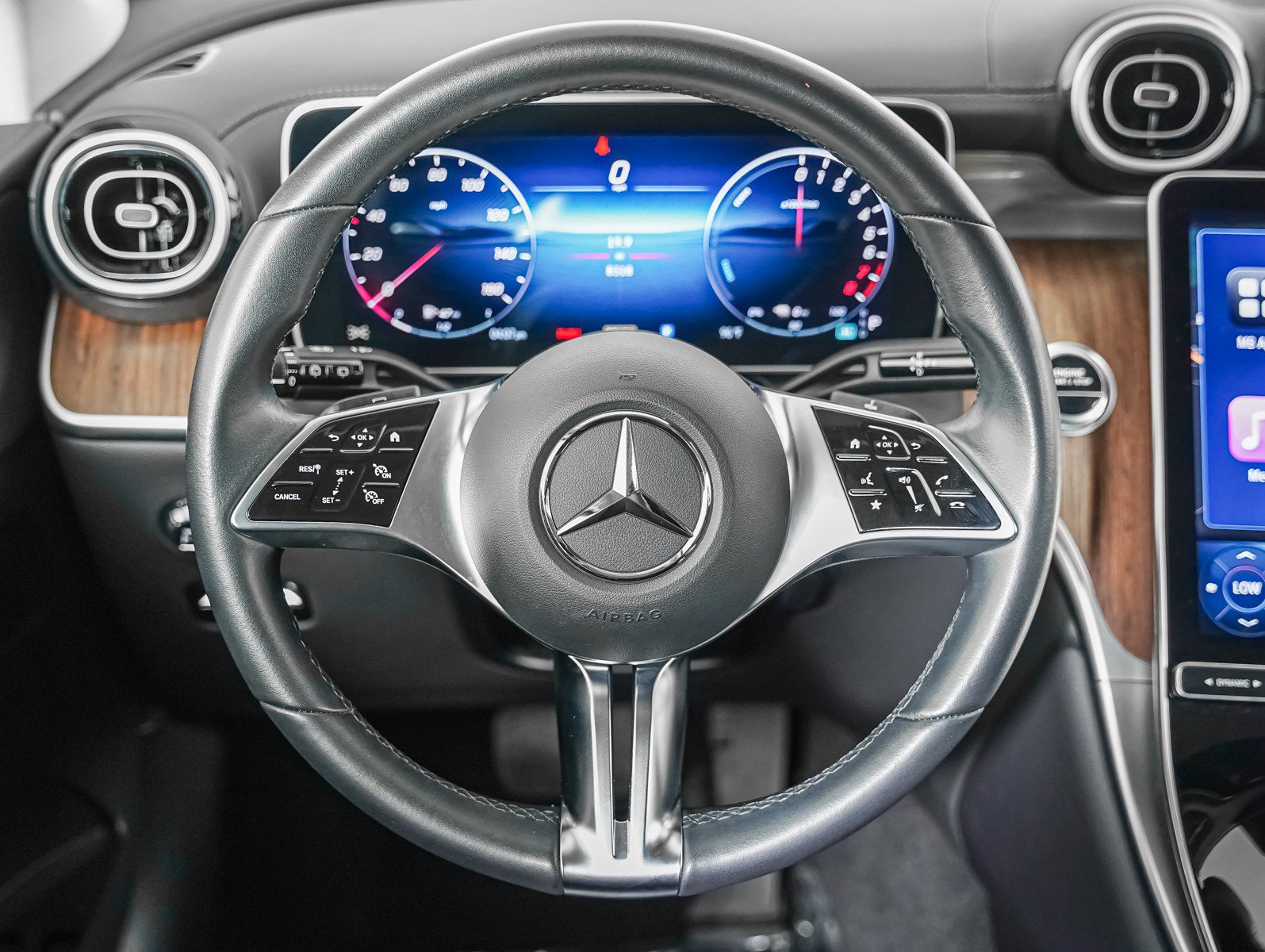 Certified 2025 Mercedes-Benz GLC 350e 4MATIC image 15