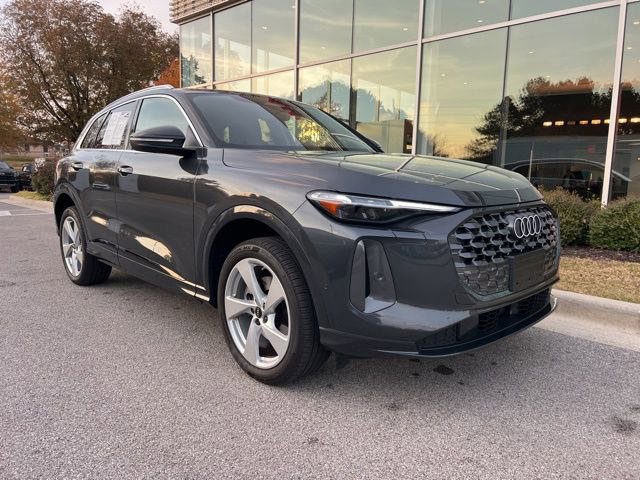 Certified 2025 Audi Q5 Premium Plus w/ Premium Plus image 8