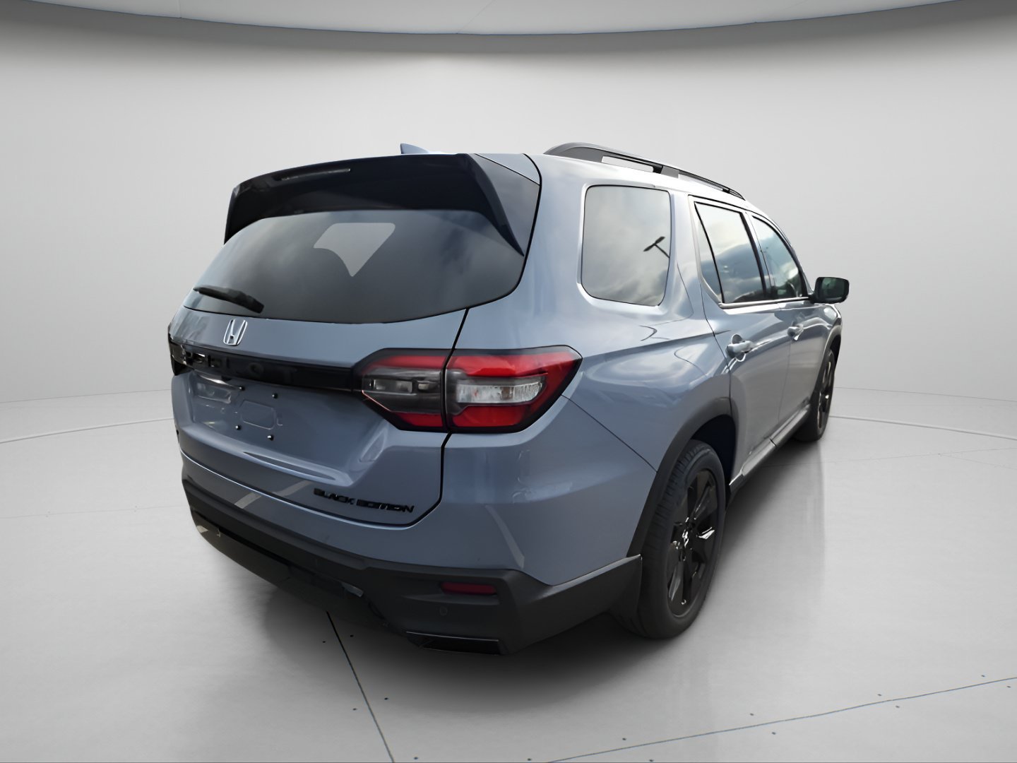 New 2026 Honda Pilot Black Edition image 8