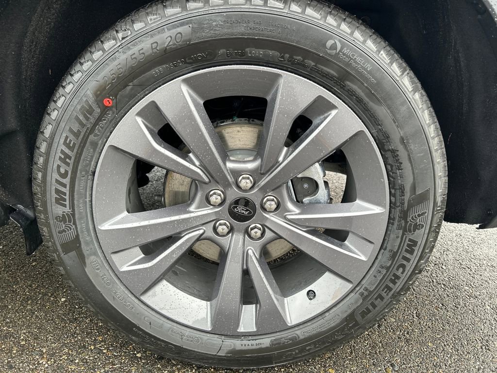 New 2026 Ford Explorer Active w/ Active Comfort Package image 29