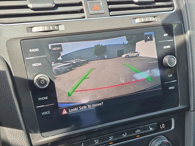 Used 2018 Volkswagen e-Golf SE w/ DC Fast Charging Package FWD image 13