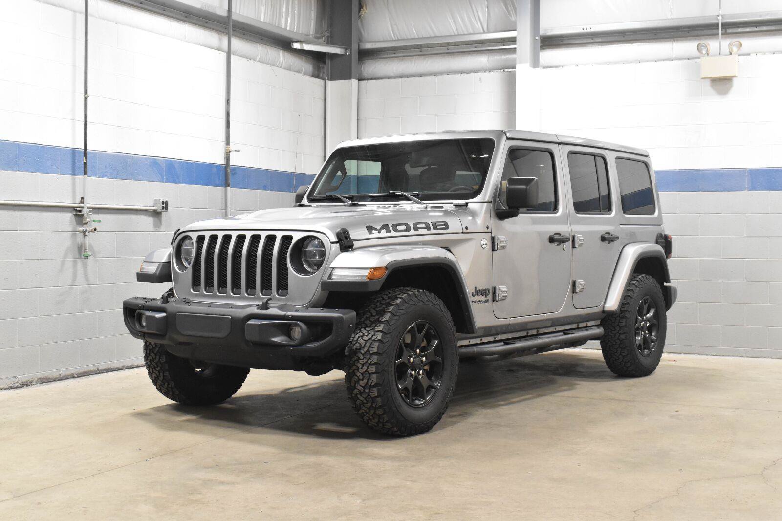Used 2019 Jeep Wrangler Unlimited Sahara w/ Quick Order Package 24M Moab AWD/4WD image 2