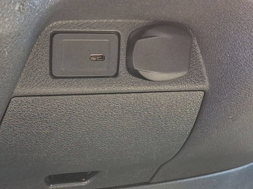 Used 2021 Mercedes-Benz Sprinter 2500 w/ Driver Convenience Package image 23