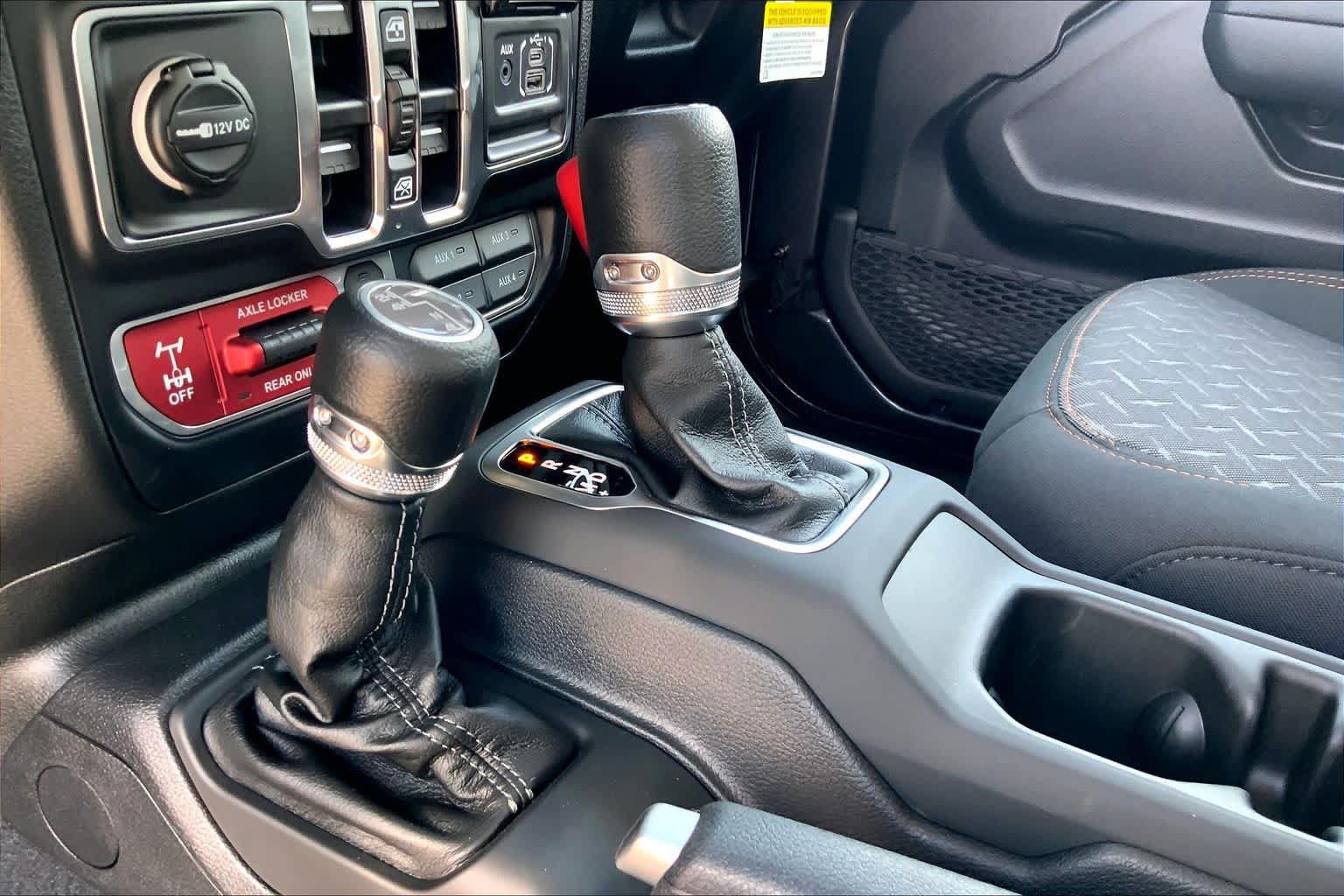 New 2026 Jeep Gladiator Mojave AWD/4WD image 7