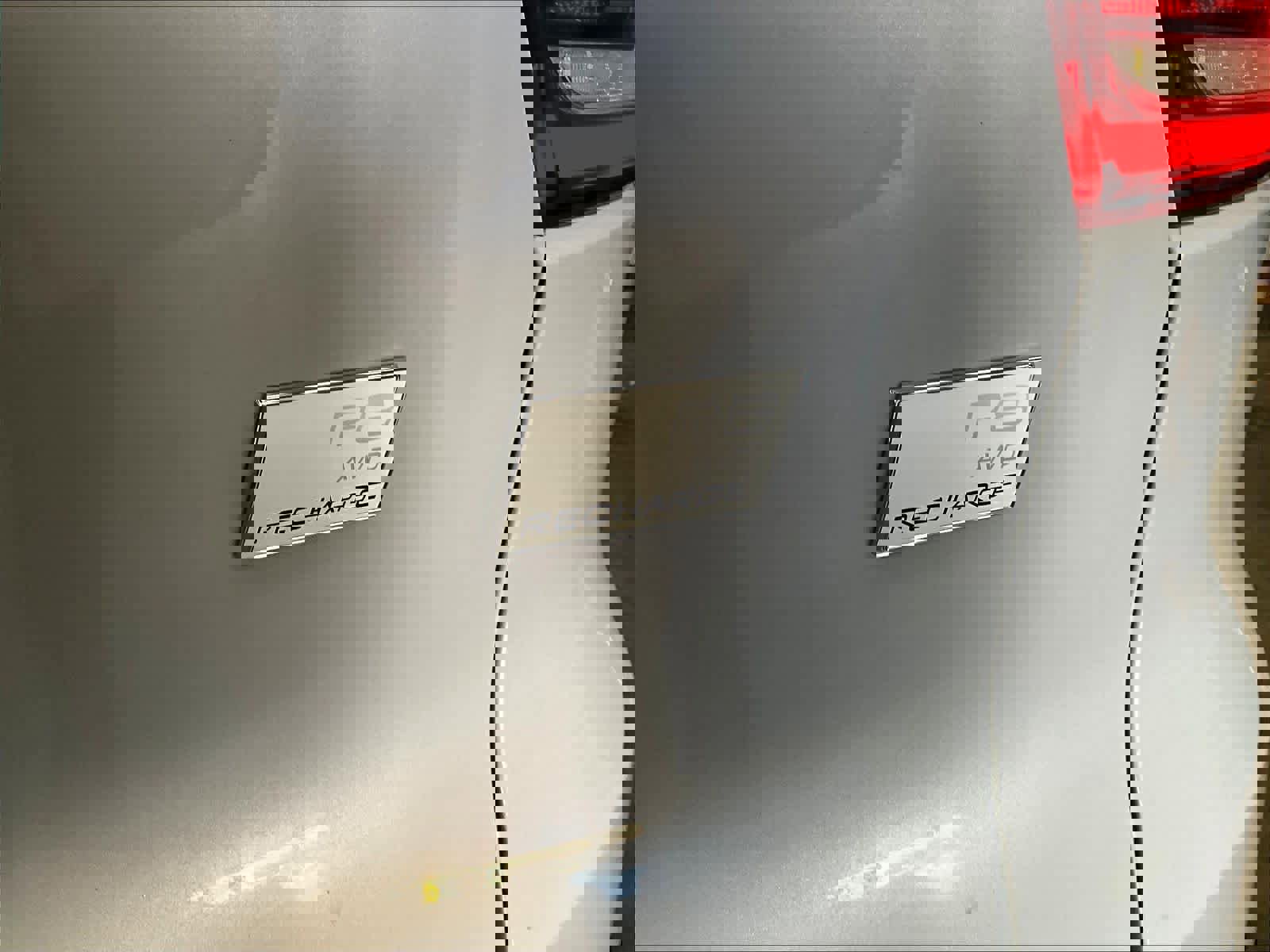 Used 2021 Volvo XC40 P8 Recharge image 10