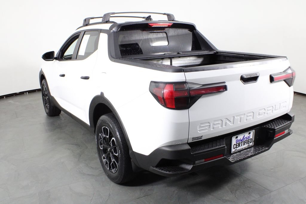 Used 2023 Hyundai Santa Cruz SEL w/ Activity Package FWD image 16