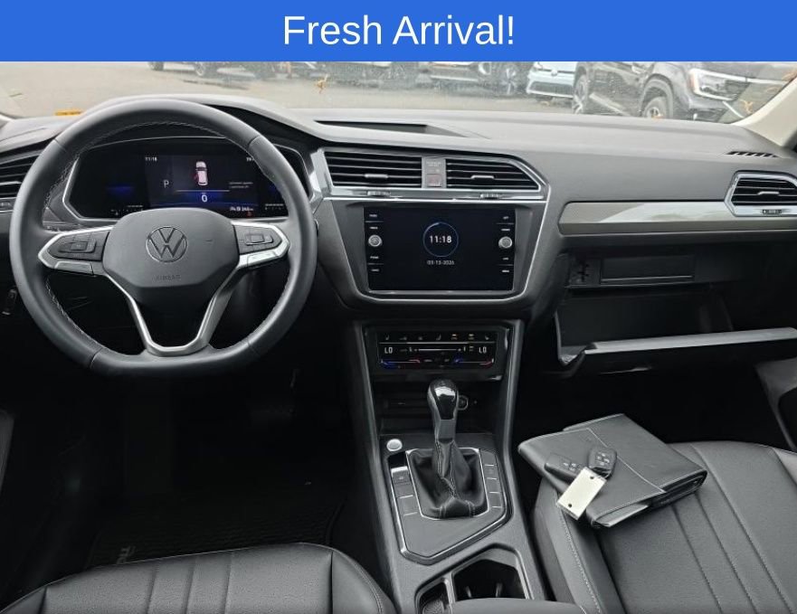 Certified 2023 Volkswagen Tiguan SE w/ Panoramic Sunroof Package image 10