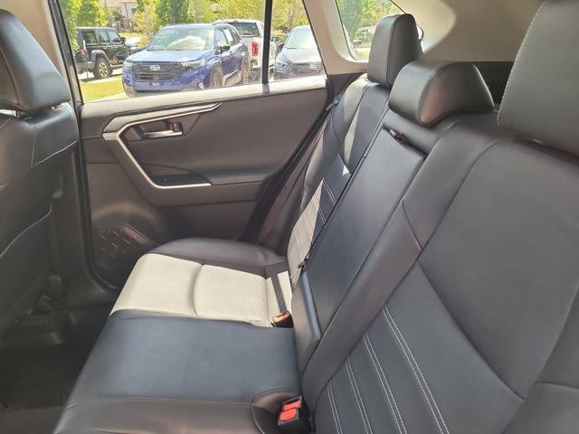 Used 2019 Toyota RAV4 Limited w/ Cold Weather Package AWD/4WD image 26