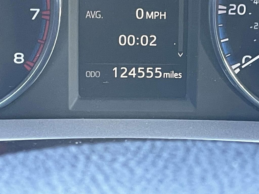 Used 2016 Toyota RAV4 XLE image 37