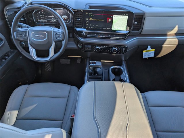 Used 2025 GMC Sierra 1500 SLT image 9